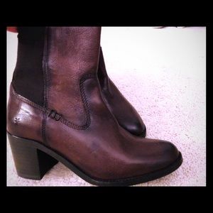 Frye Janis Gore Ankle boots
